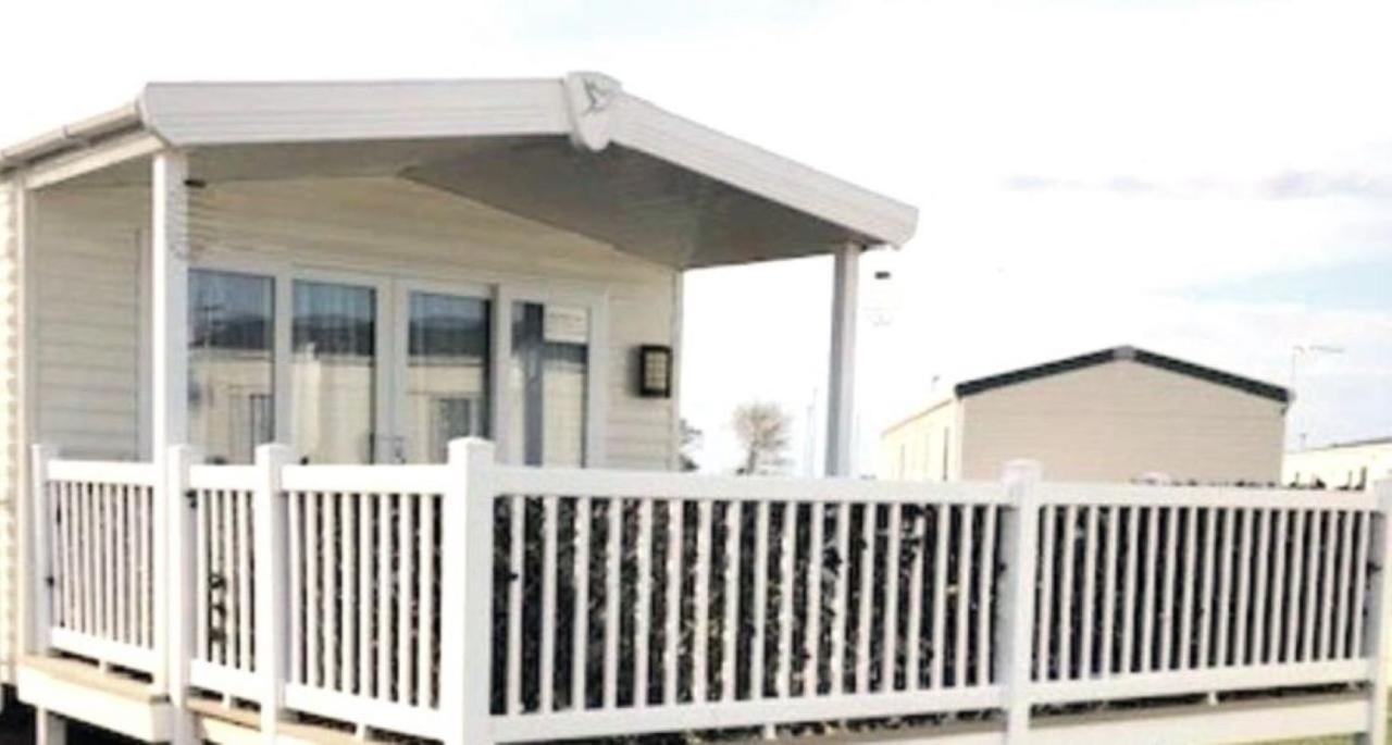 Beautiful Spacious Holiday Home - Romney Sands 뉴롬니 외부 사진